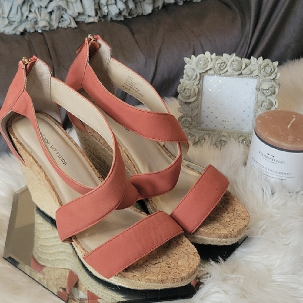 Adrienne Vittadini Wide Strap Wedge Sandals Zipper Back Size 9.5M